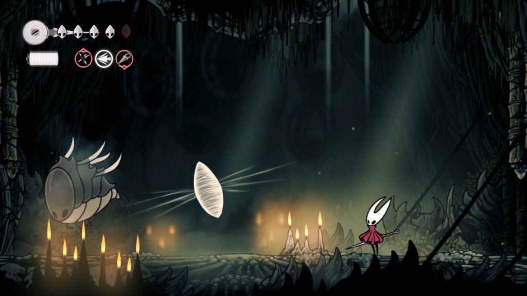 Standing behind the Savage Beastfly, a silk coccoon from my last death stands behind it.